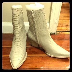 Brand New Matisse Boots - Caty