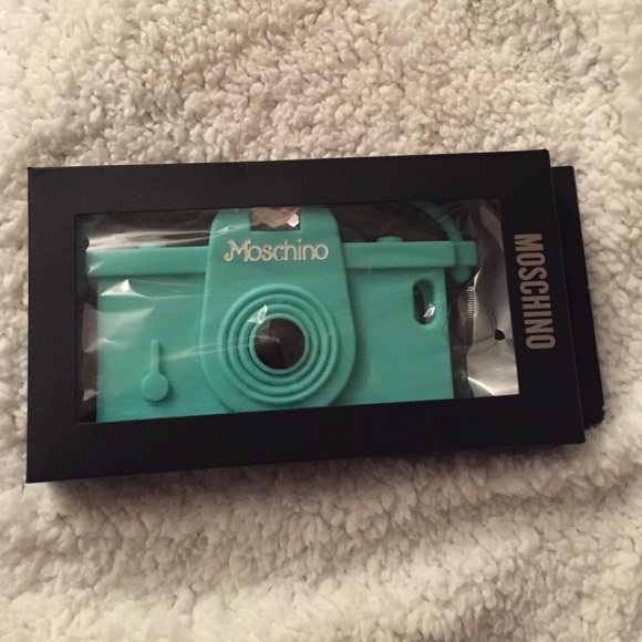 Moschino camera iPhone 6case