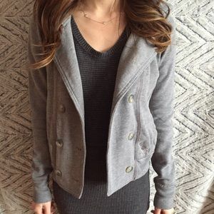 Light gray Abercrombie sweater