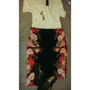 Black & Red Floral Panel Pencil Skirt
