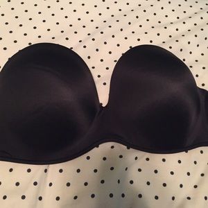 Strapless Stay-Up Plunge Bra