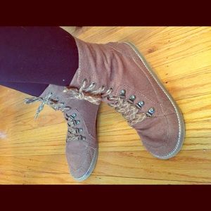 Urban outfitters (rocket dog) lace up booties