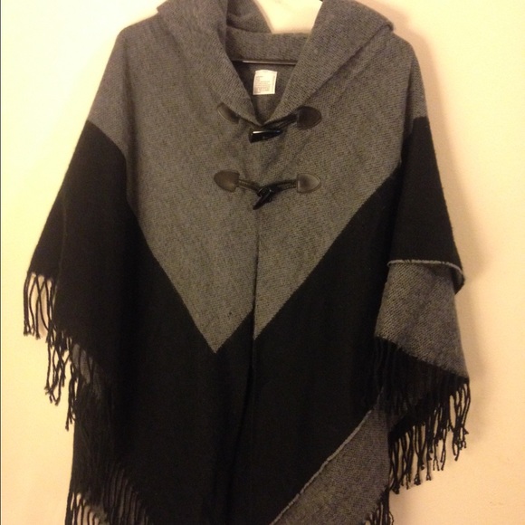 Boho Gray and Black Cape / Wrap