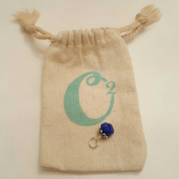 Origami Owl Blue Crystal Dangle in Silver