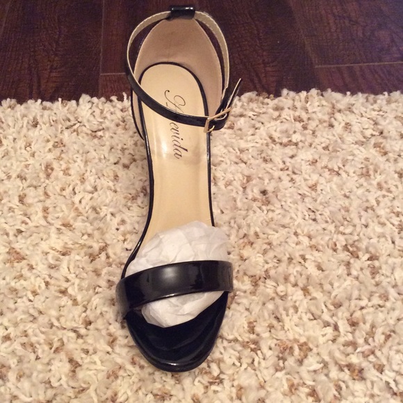 Black Strappy Sandal 1 Pair Left - Picture 2 of 2