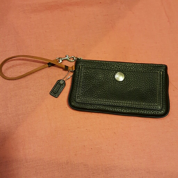 COACH WRISTLET. - Picture 1 of 4