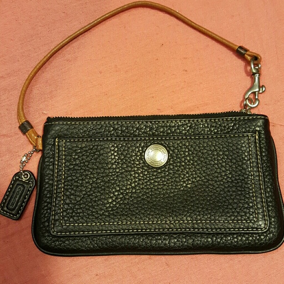 COACH WRISTLET. - Picture 2 of 4