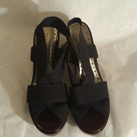 BCBG Sandal.....NWOT - Picture 1 of 2
