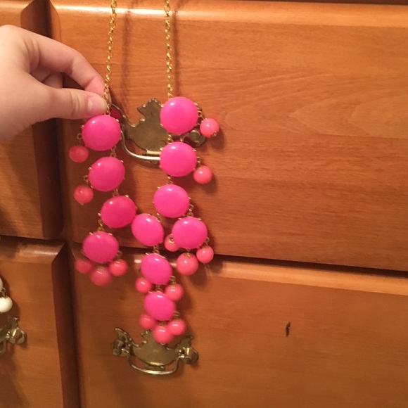 Jewelry - Pink and white bubble necklace