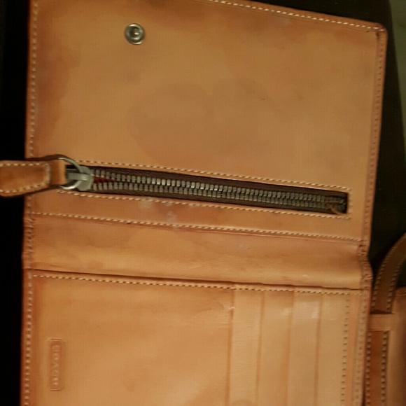 Authentic Coach purse - Picture 4 of 4
