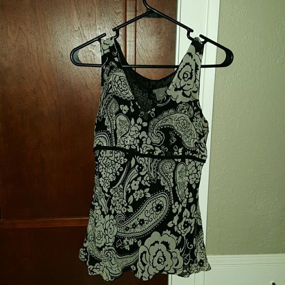 Ann Taylor V Neck Top