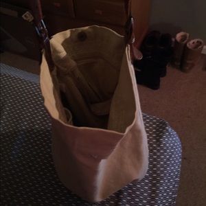 An American Eagle bag