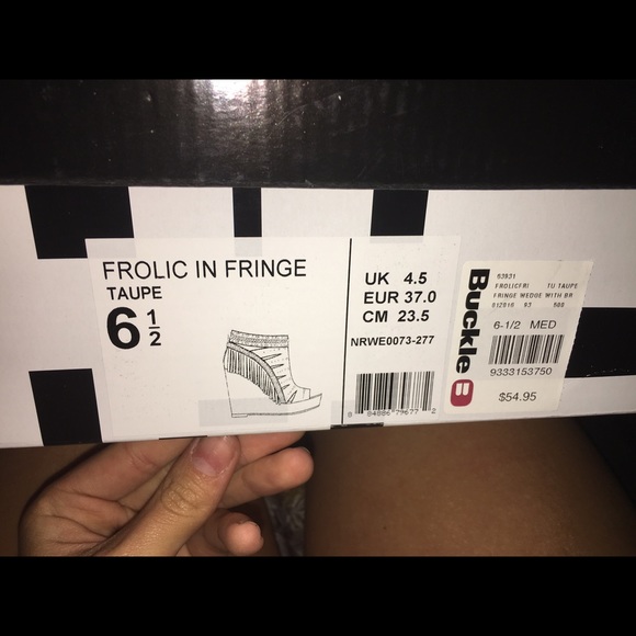 Buckle wedges - Picture 2 of 2