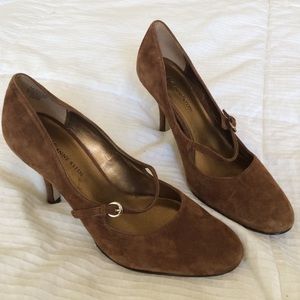Anne Klein brown suede heels.