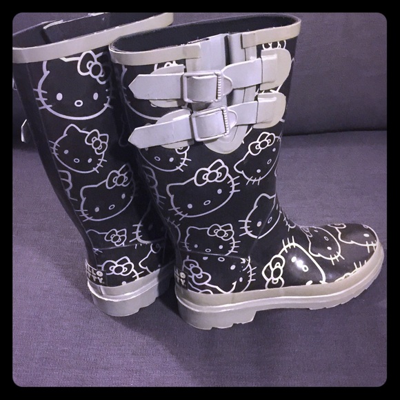 Hello kitty rain boots