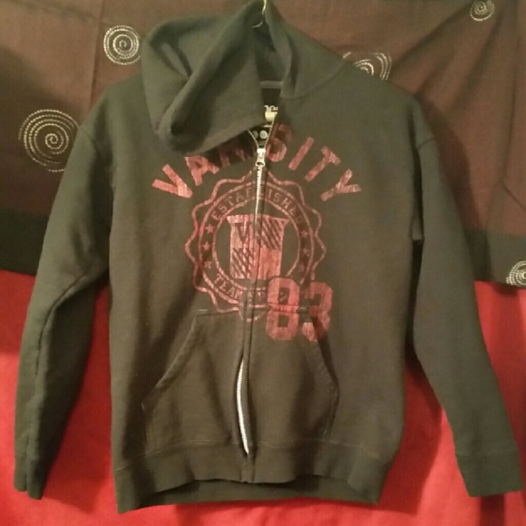 Black zip up sweatshirt / hoodie
