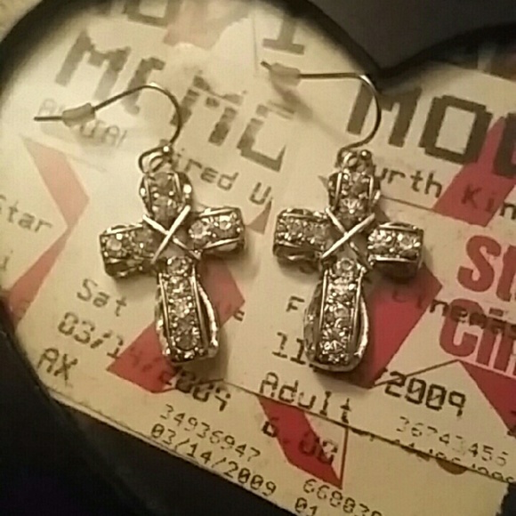 Country Cross diamond earings