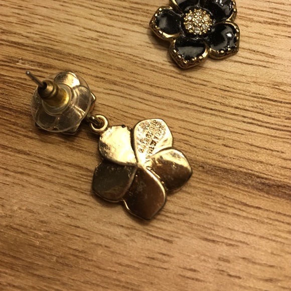 Kate Spade ♠️ - Picture 3 of 4