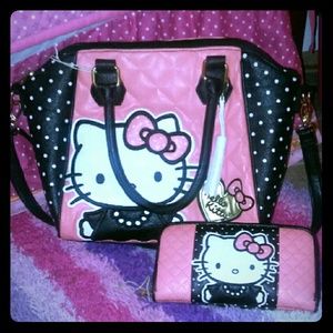 Hello kitty purse and wallet