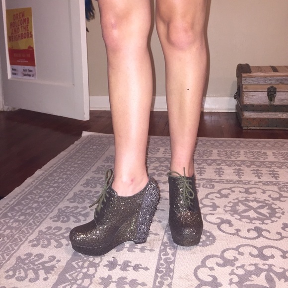 Gianni Bini lace up sparkle heeled booties