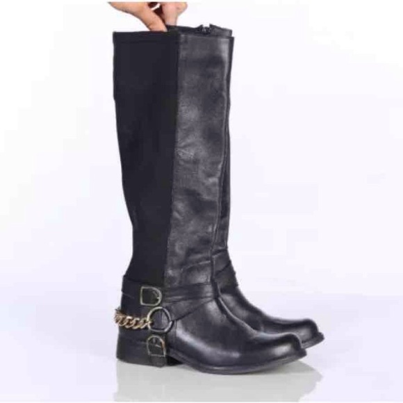 Betsey Johnson Black Bikerr Bootie, Size 6 - Picture 1 of 4