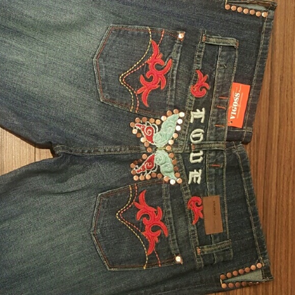 Bootleg Style Jean - Picture 2 of 2