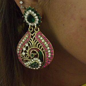 Green?Pink?Silver earrings