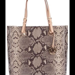 Authentic Michael Kors Tote - Lowest Price!!