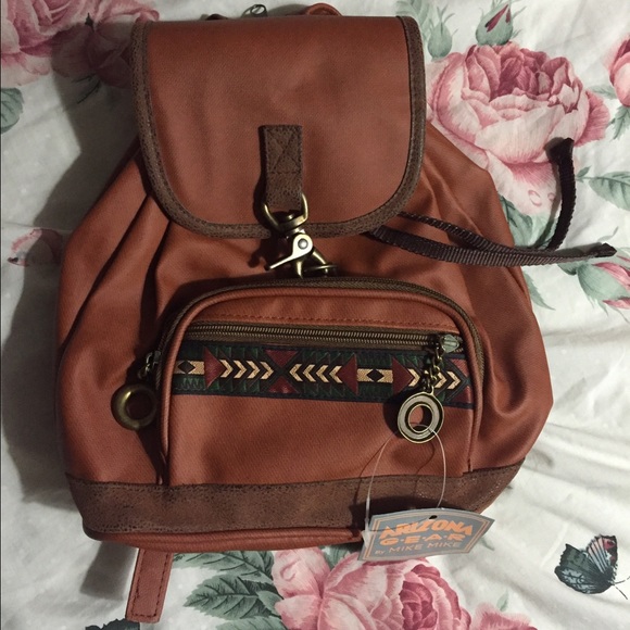 Small Brown 90s Backpack ✨FESTIVAL ITEM✨