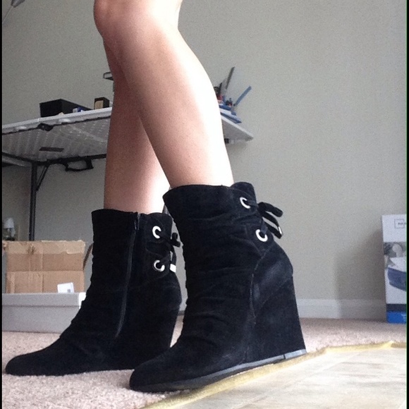 Booties - Picture 3 of 4
