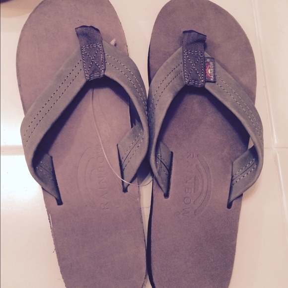 RAINBOW FLIP FLOPS. NWOT. - Picture 3 of 4