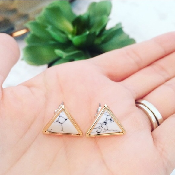 Sold out - Picture 2 of 4