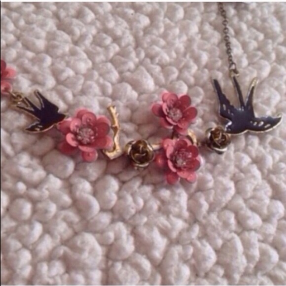 (S2) Swallow Necklace - Picture 3 of 3