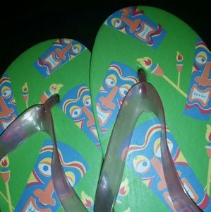 New - Womens Green Tiki Flip Flops - Size 6