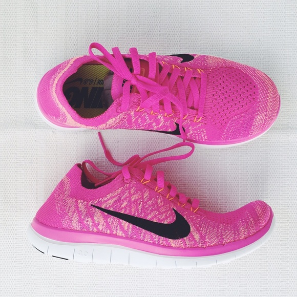 Nike Shoes - Nike Free 4.0 Flyknit Running Shoes