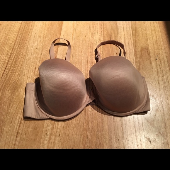 Victoria Secrets multi-use bra - Picture 3 of 3
