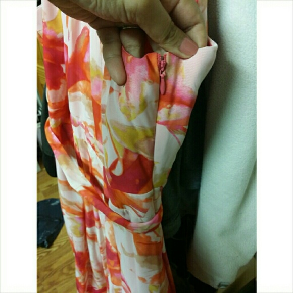 Floral Maxi Dress - Picture 2 of 3