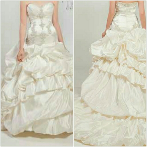 Wedding Gown: WINNIE COUTURE3133 Velouette - Picture 3 of 4