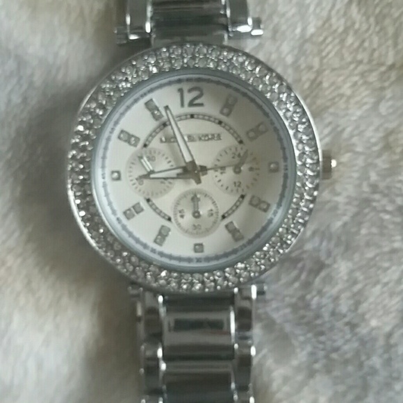 **Sold**Watch - Picture 3 of 3