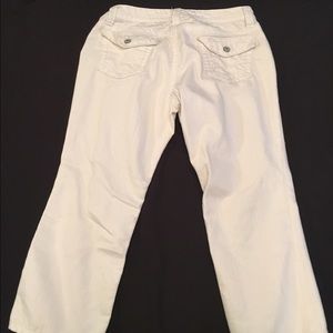 White Jean Capris