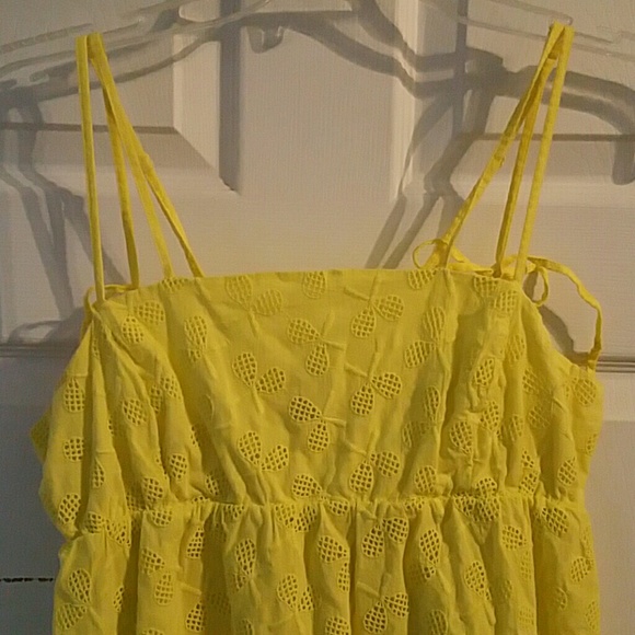 CUTE YELLOW TENNIS RAQUET TANK TOP BOW TIE STRAPS - Picture 4 of 4