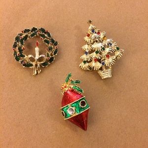 Christmas brooches