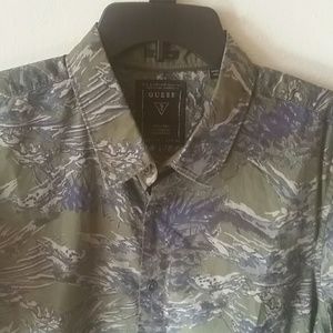 GUESS JAPANESE PRINT SHIRT