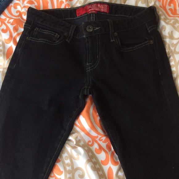 ⚡️⚡️SALE⚡️⚡️Guess Black Skinny Jeans