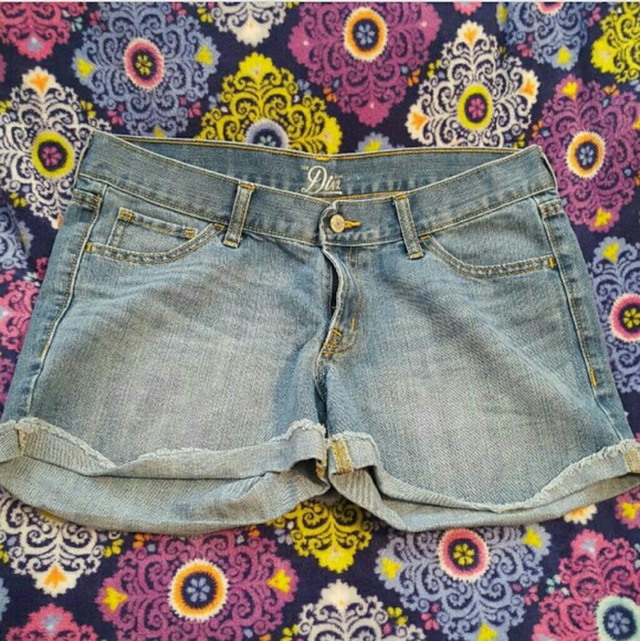Old navy diva shorts