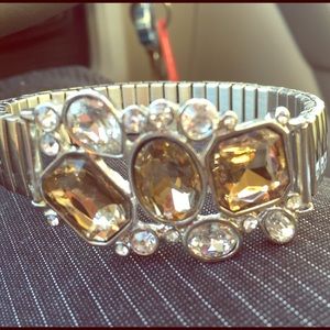 Topaz crystal stretch bracelet