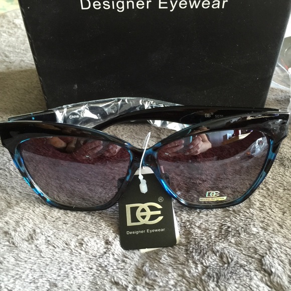 Sunglasses - Picture 2 of 3