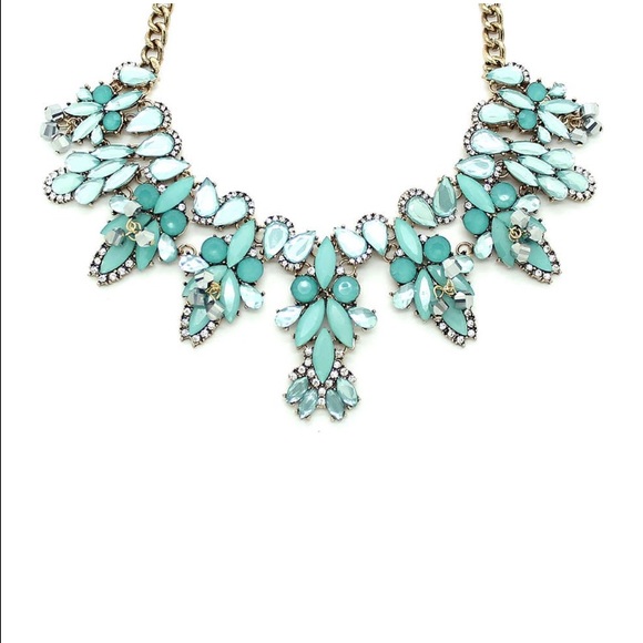 Brand new Shelby statement  necklace - Picture 2 of 2