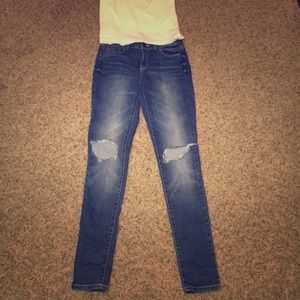 Distressed Skinny Jeans