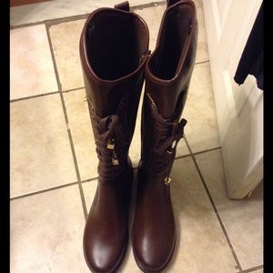 Brown cute riding boots